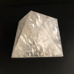 Pirâmide Cristal nº337- 1,424g   